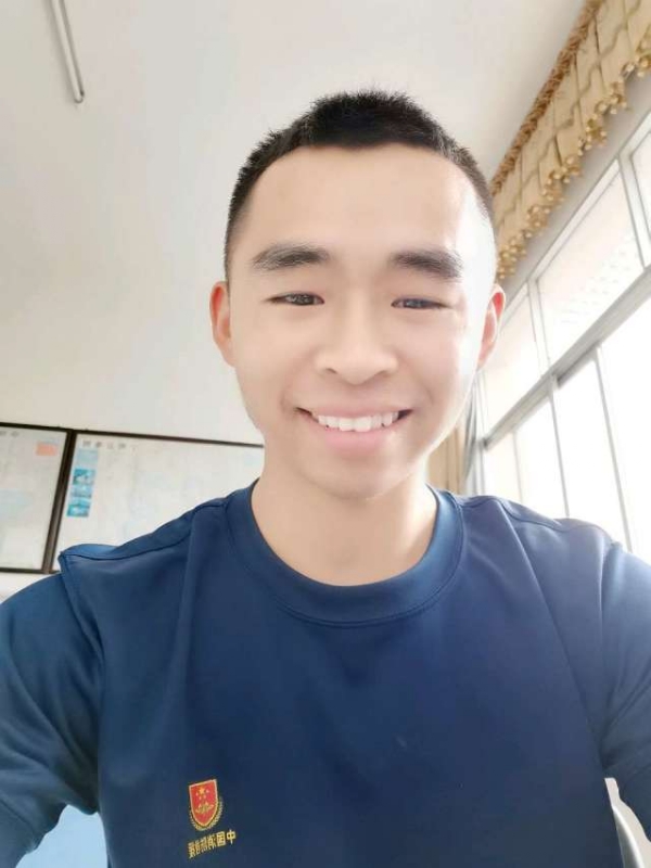 超超的第二张照片--崇左上门女婿服务网